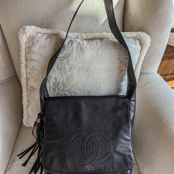 Rare Black Lambskin Large CC Tassel Hobo Bag Gold Hardware, 1996-1997 - Picture 13 of 13